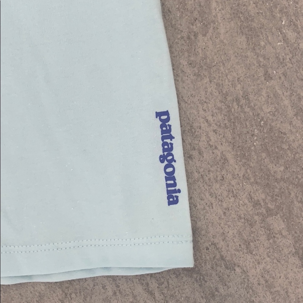 Patagonia women’s muscle tank - Picture 3 of 6